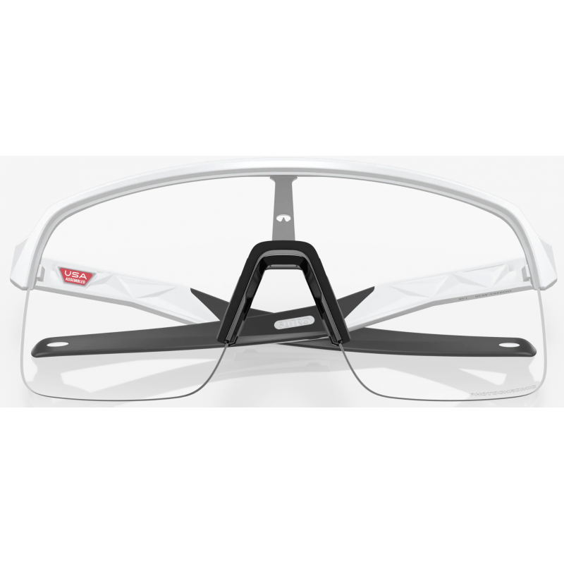 Oakley Sutro Lite Matte White Linse Clear fotokromatisch OO9463-4639
