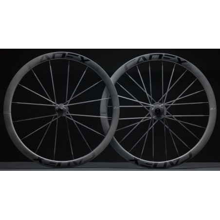 Cadex Max 40 Disc tubeless Paar Räder