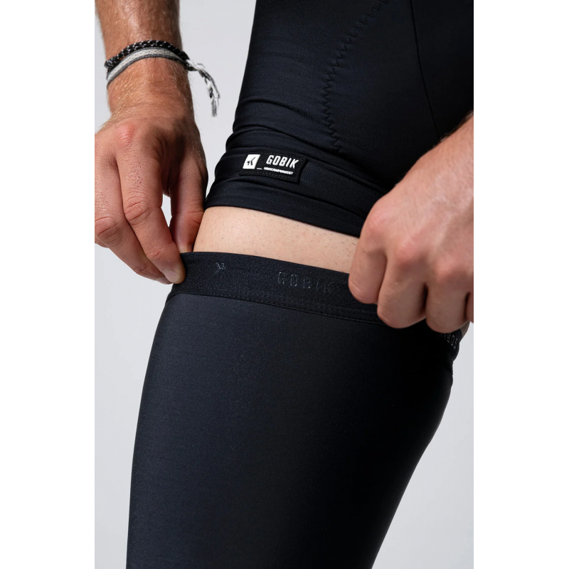 Gobik Kaba 2.0 Pitch Unisex Schwarz thermische Beinlinge - Versand 24h