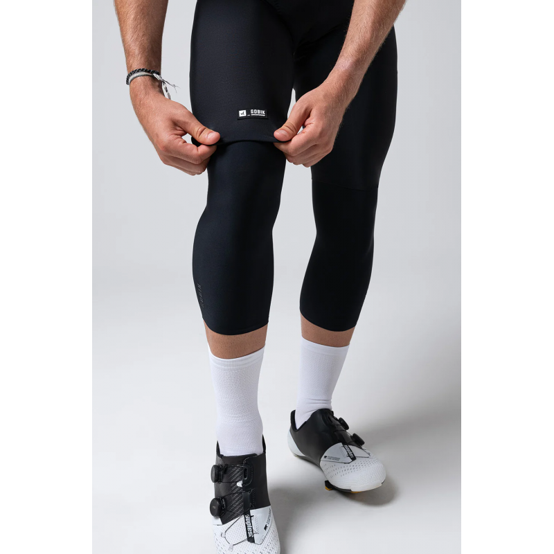 Gobik Haru 2.0 Pitch Black unisex Thermo-Kniebandage - Versand 24h