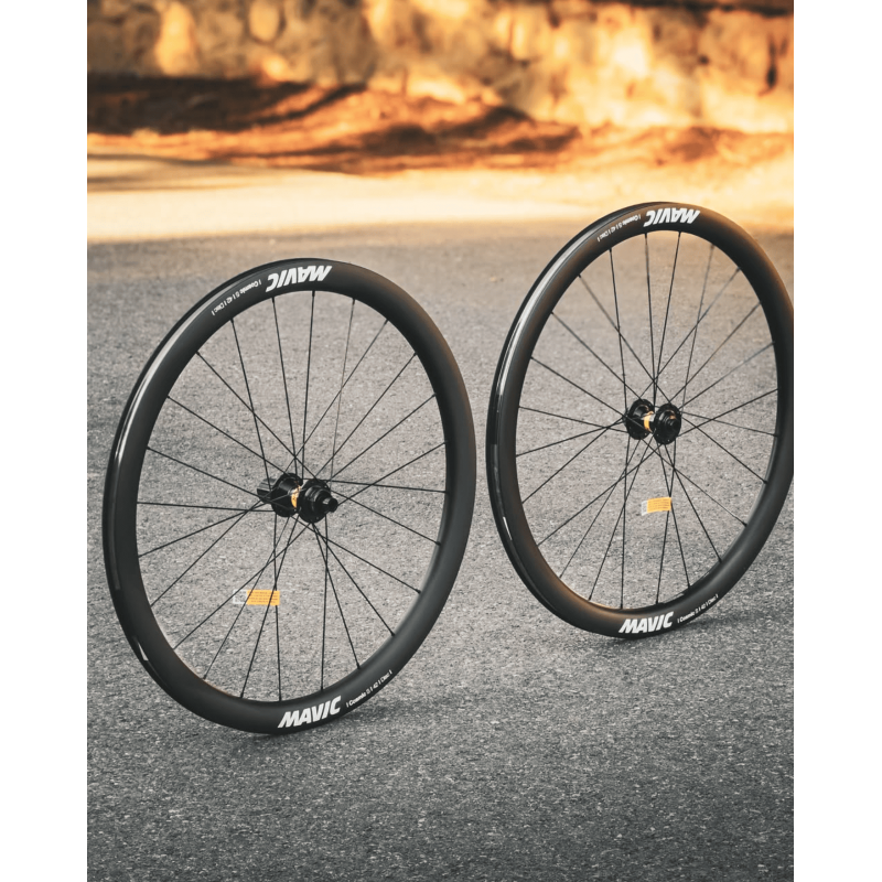 Mavic Cosmic S 42 Disc Shimano 11/12v Paar Räder - Versand 24h