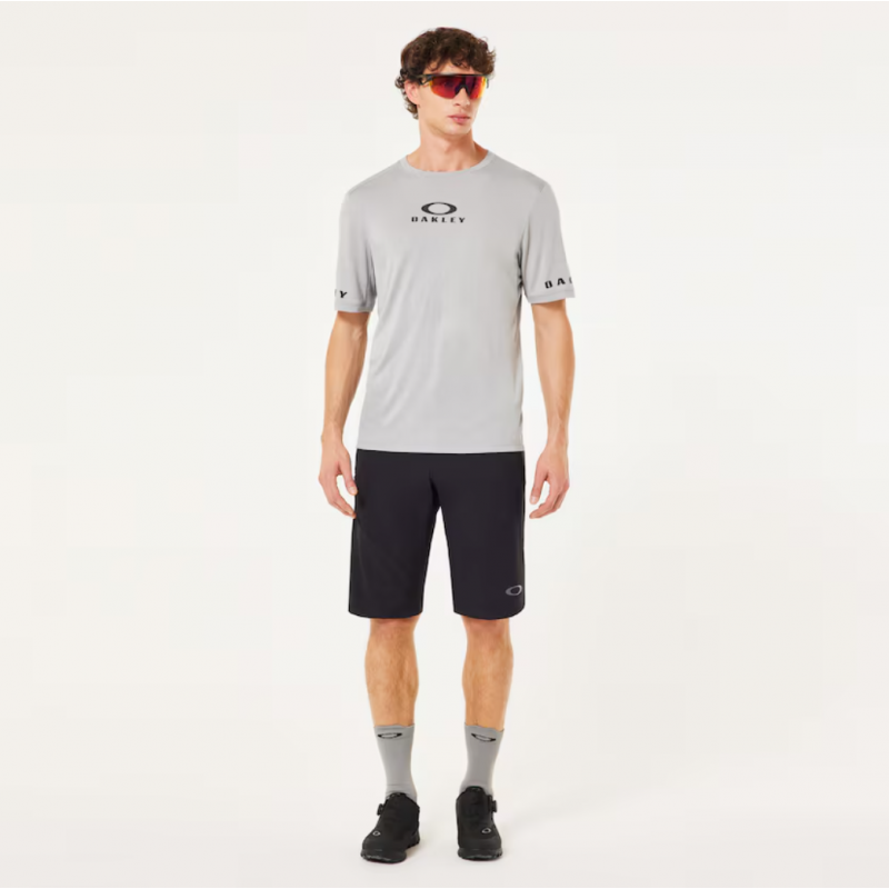 Oakley Seeker Airline schwarze Shorts - Versand 24h