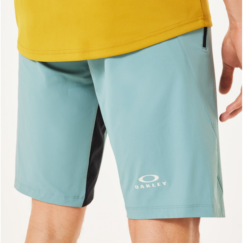 Oakley Free Ride Lined blaue Shorts - Versand 24h