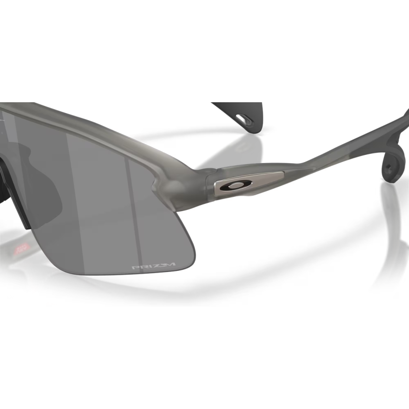 Oakley Stunt Devil grau Rauch Linse Prizm Schwarz OO9517-0139 - Versand 24h