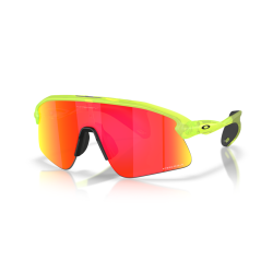 Oakley Stunt Devil Matte Uranium Linse Prizm Ruby OO9517-0339