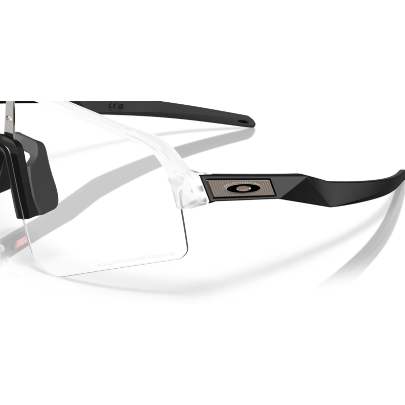 Oakley Sutro Lite Sweep Matte Clear fototropische Linse OO9465-3939