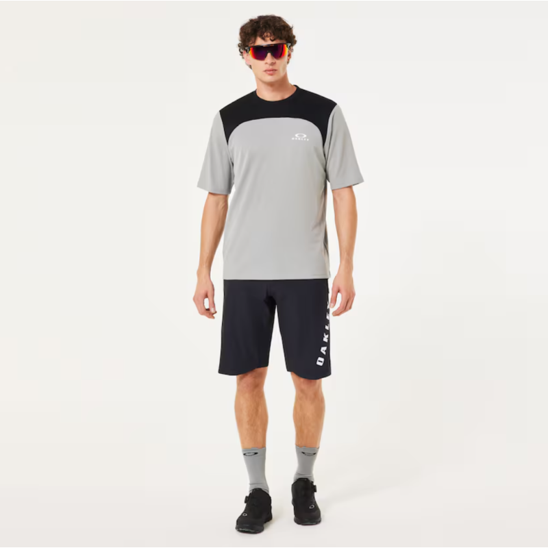 Oakley Freeride-Shorts schwarz - Versand 24h