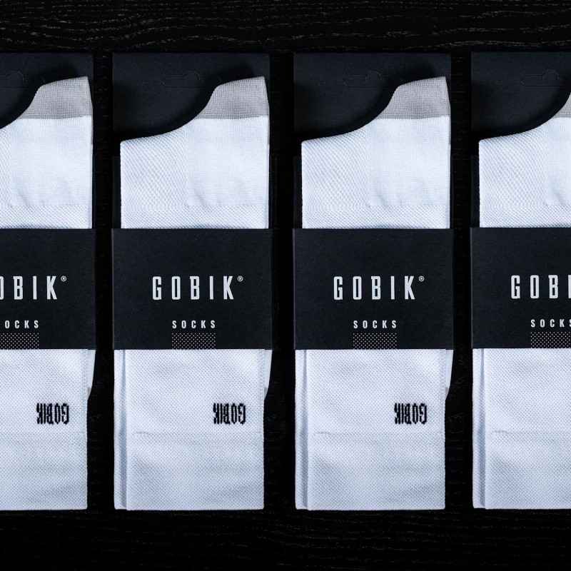 Gobik Iro 2.0 weiße Logo Unisex Socken - Versand 24h